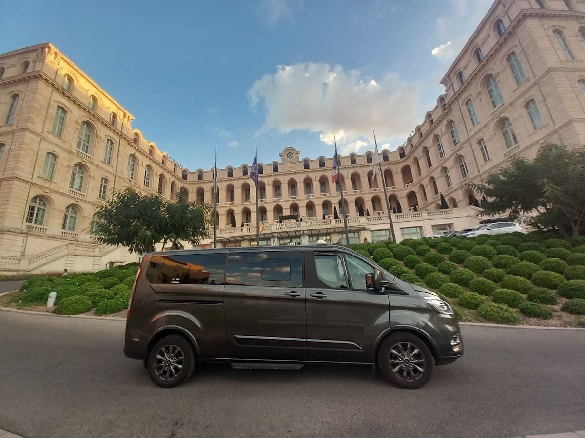 Taxi conventionné TPMR à Marseille | Taxi Lilia Marseille